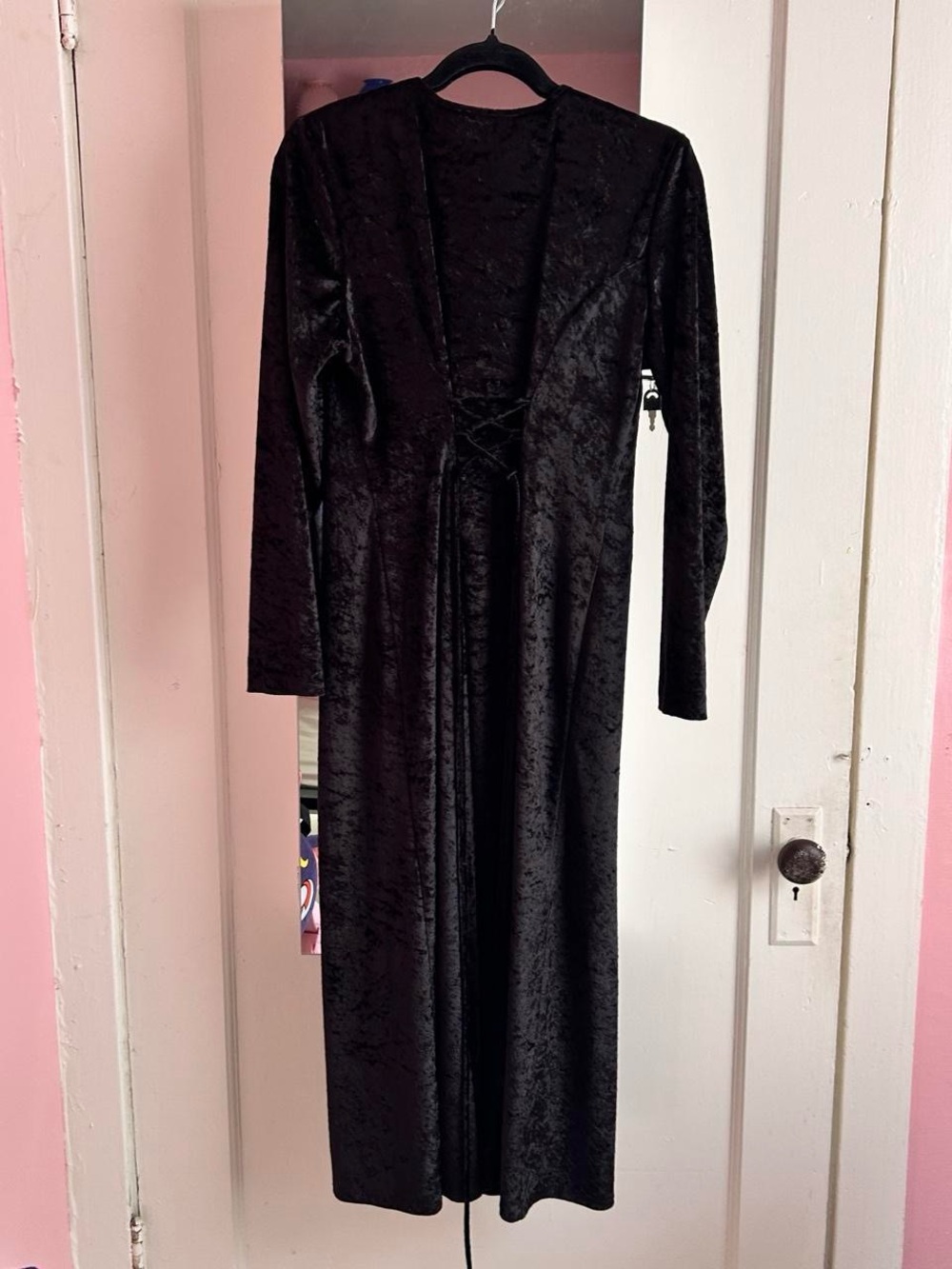 Classic Black Velvet Button-Front Midi Dress - Picture 9 of 10